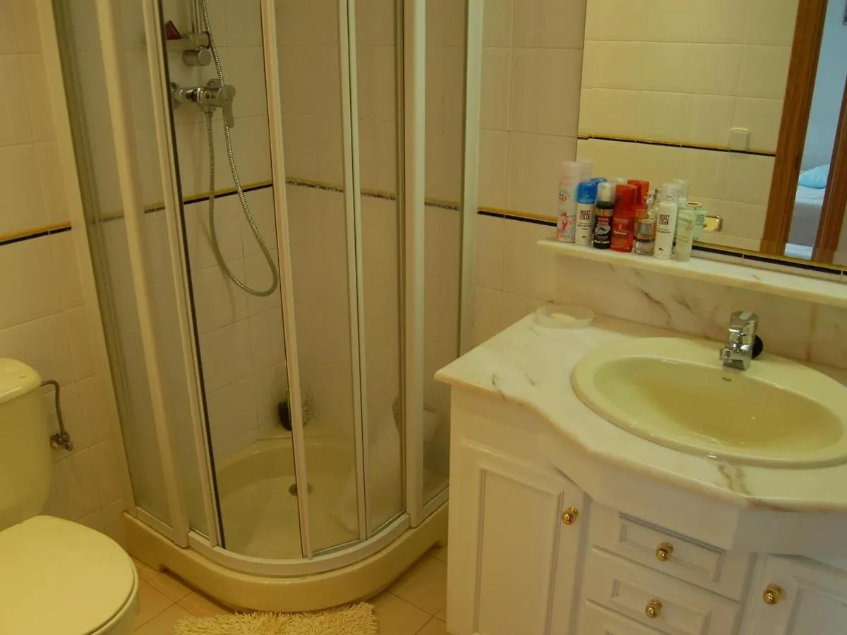 Maritim II Apartamento A 1ª Linea De Mar Delante De La Playa Del Port De Llanca. - Es-228-84 Apartment Llanca