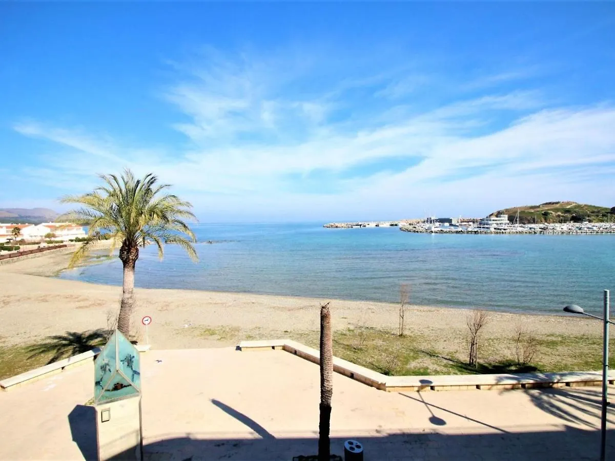 Maritim II Apartamento A 1ª Linea De Mar Delante De La Playa Del Port De Llanca. - Es-228-84 Apartment