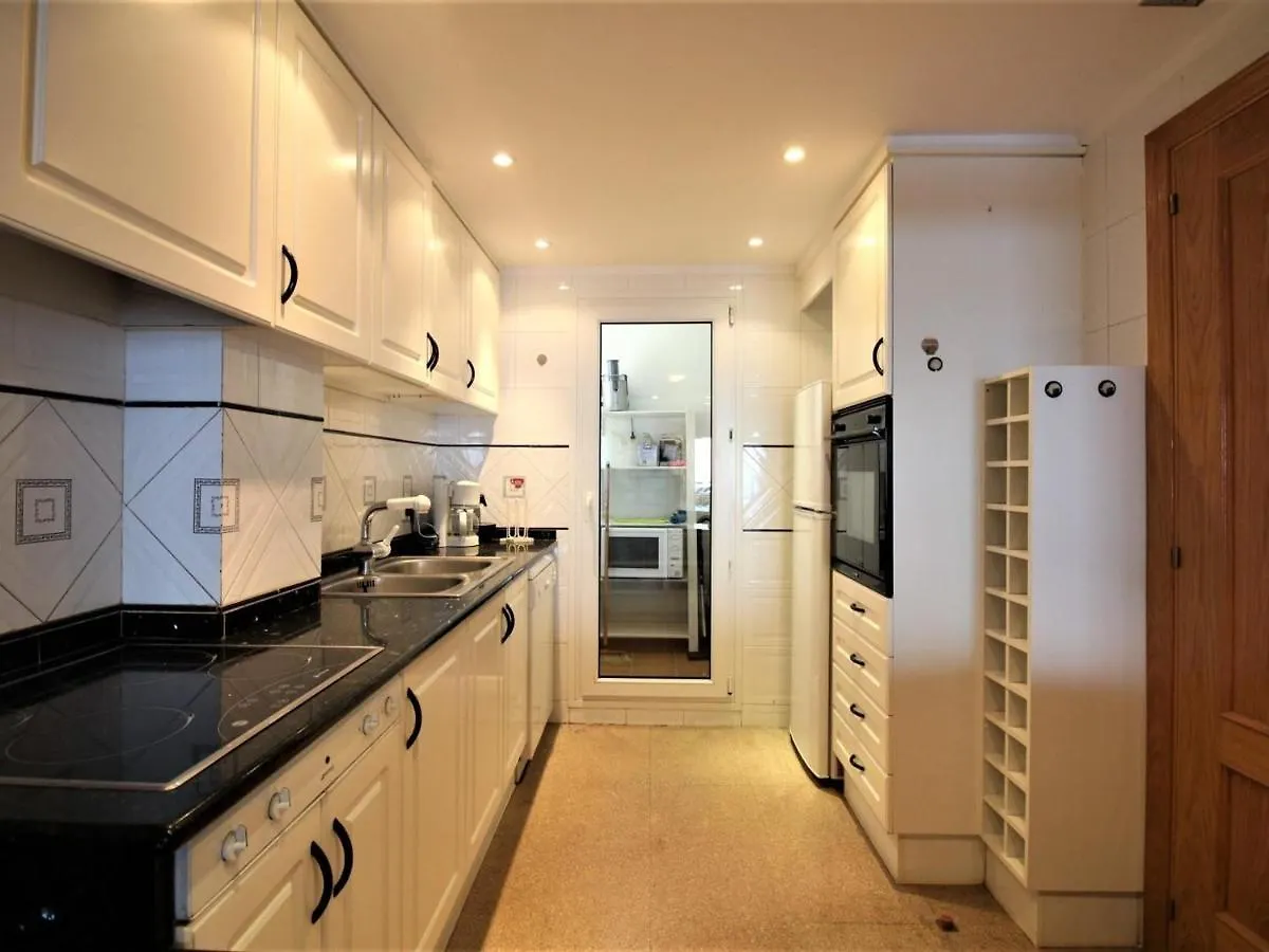 Maritim II Apartamento A 1ª Linea De Mar Delante De La Playa Del Port De Llanca. - Es-228-84 Apartment  Llanca